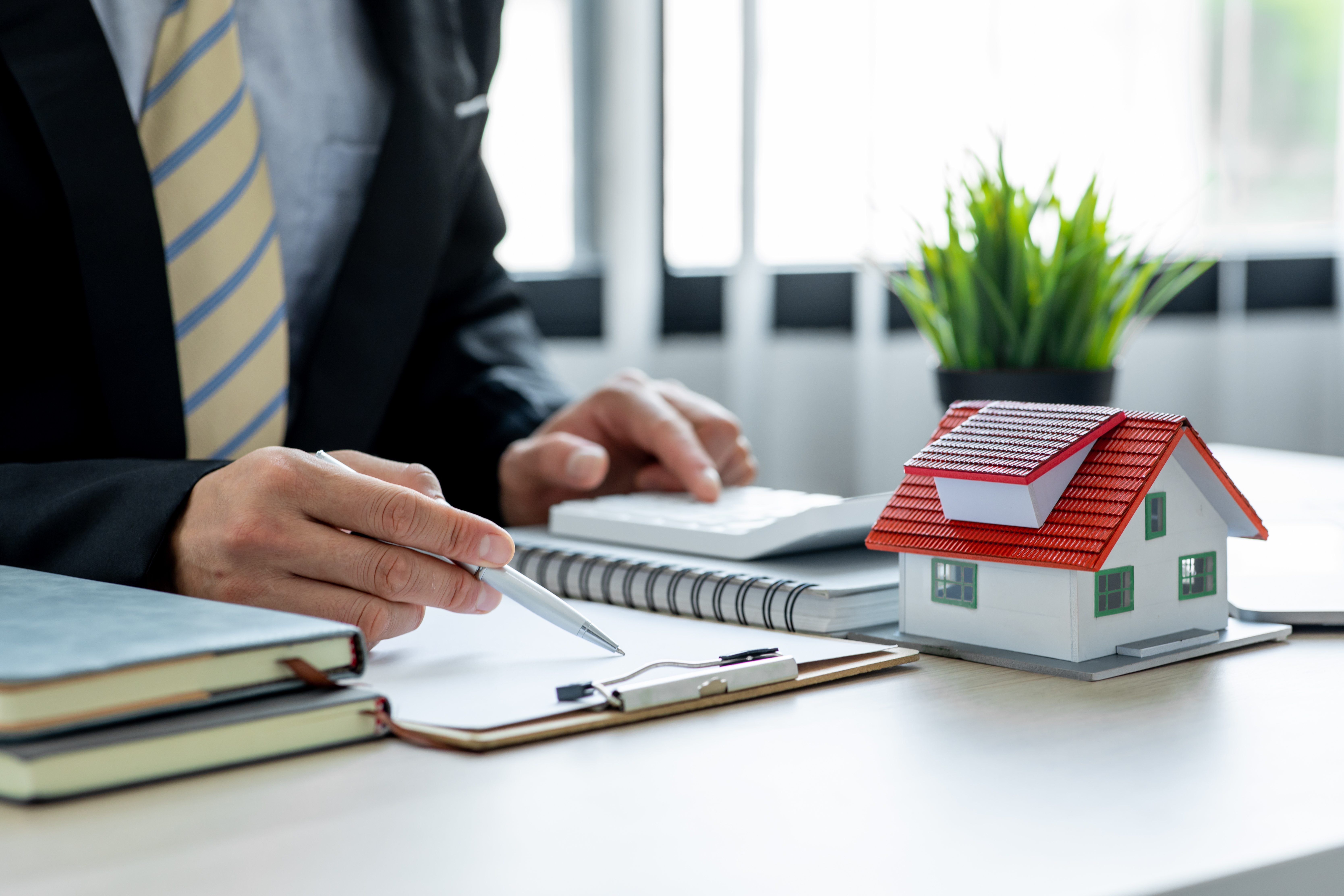 Background image: Scottish Intermediaries Online